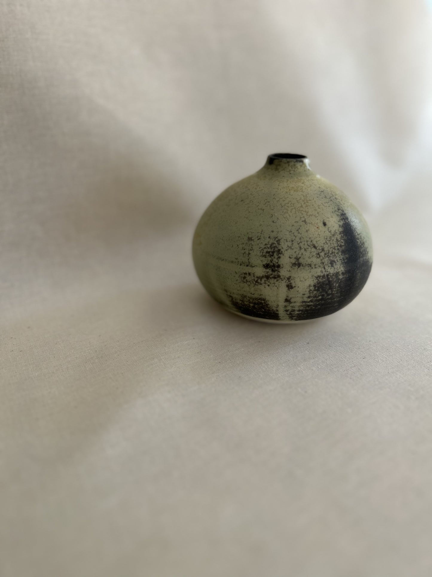 Round Vase